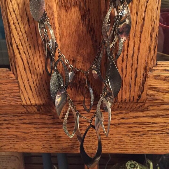 Necklace - Picture 2 of 5